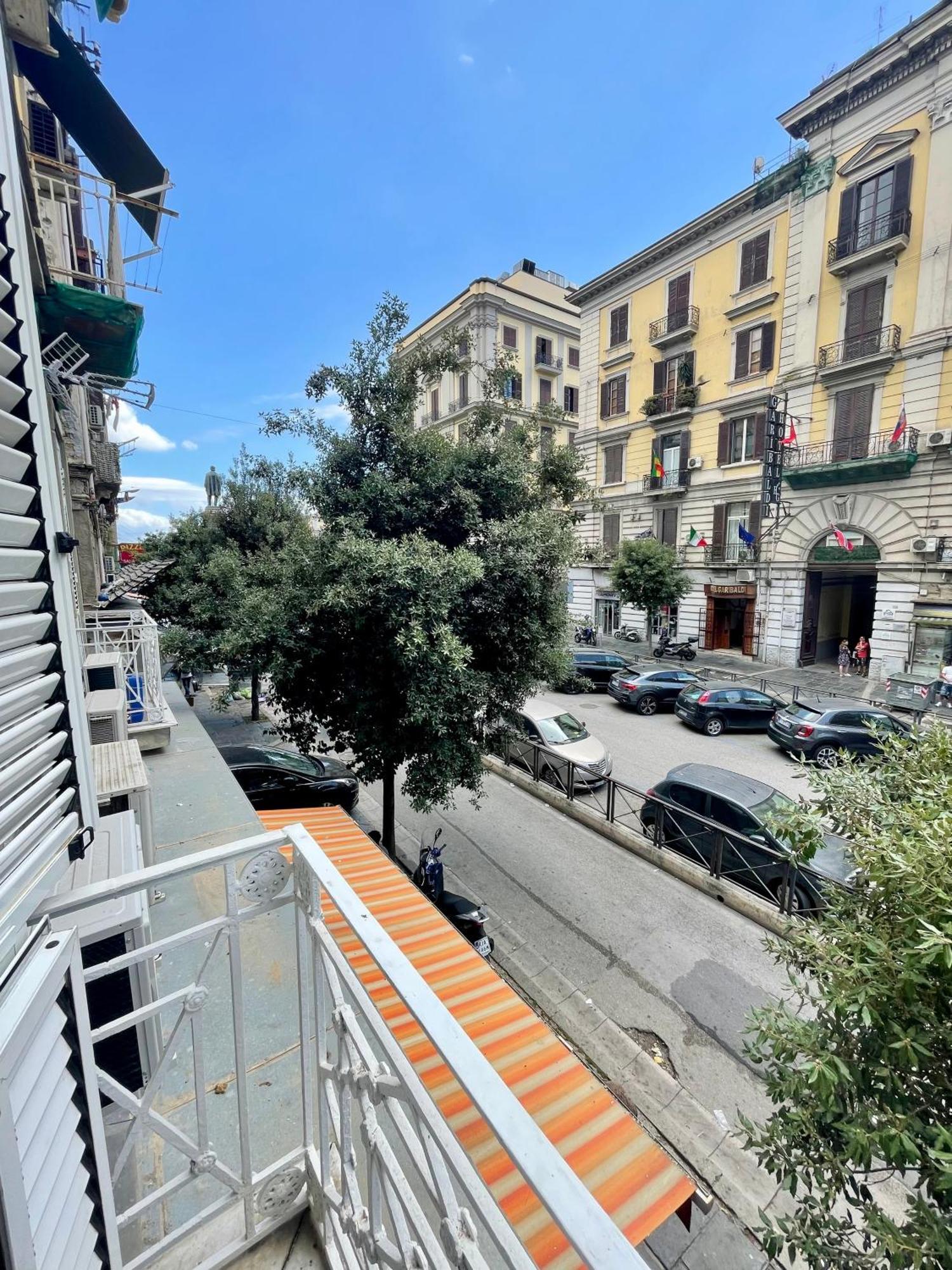 Casa Duchesca Bed & Breakfast Napoli Bagian luar foto